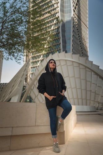 بلوفر القط العسيري الاسود