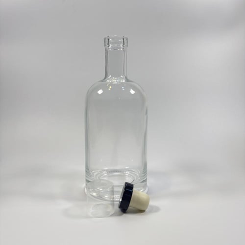 قارورة زجاج شفاف عالي الجودة و قاعدة سميكة 500 مل