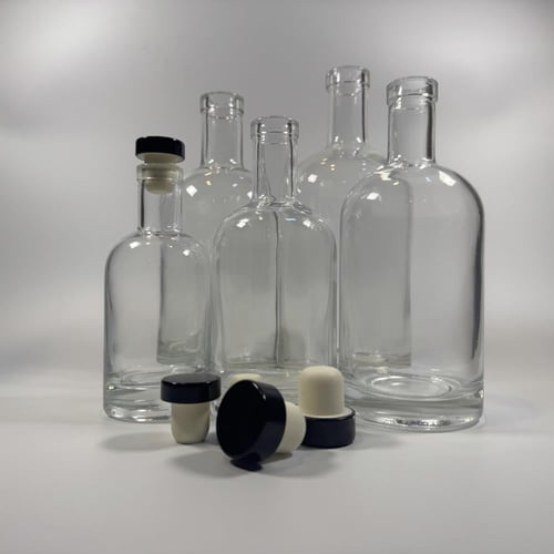 قارورة زجاج شفاف عالي الجودة و قاعدة سميكة 1000 مل...