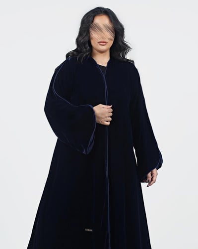 عباية كحلي مخمل