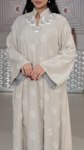 جلابية مطرزة بورد شيفون