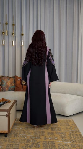 جلابية ناعمه بتطريز فاخر