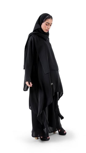 عبايه مع تنورة