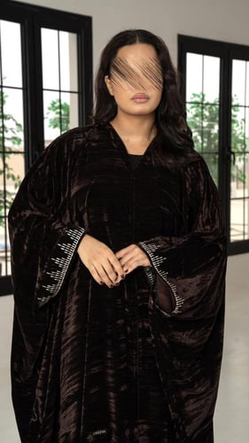 عباية بشت شتوي بلون بني