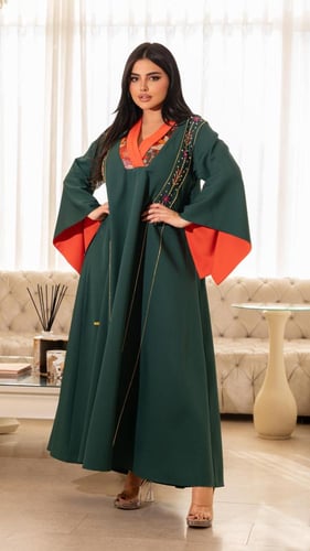 جلابية زيتي مبطنة ببرتقالي