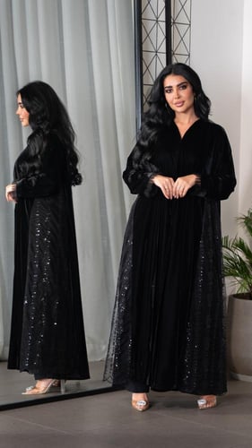 عباية مخمل كلوش بتُل من الجوانب