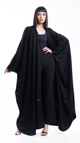 عباية بشت بحواف زيتي