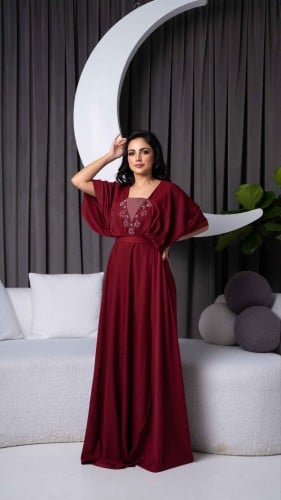 جلابية بتصميم فستان