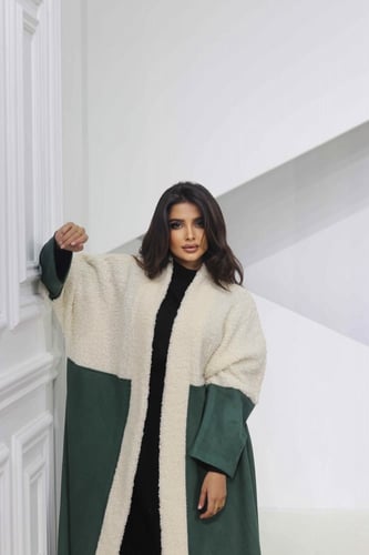 جاكيت بخامتين زيتي وبيج