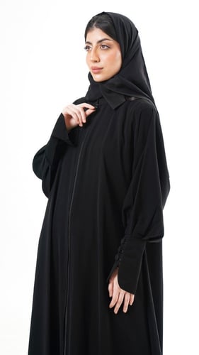 عباية كلوش بسحاب وازرار قماشية على الاكمام