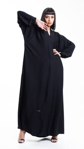 عباية ساده باكمام مطاط وجيوب مخفية