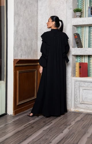 عباية اجنحه كم مطاط