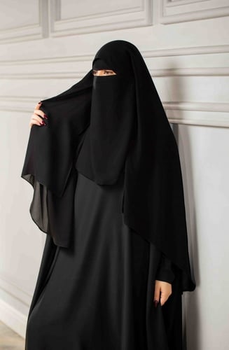 نقاب باب الحارة