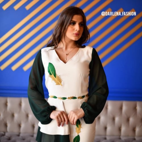 فستان مطرز طويل فخم