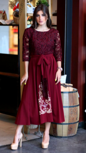 فستان دانتيل