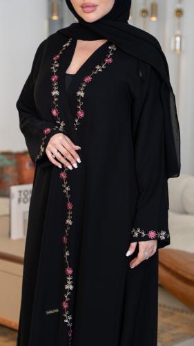 عباية مطرزة بورد ملون