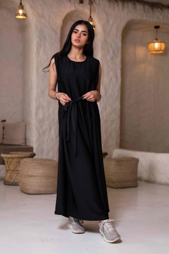 عباية مع فستان ربط