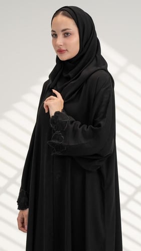 عباية باكمام مطرزة بورد