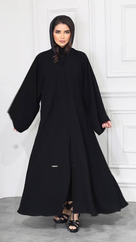 عباية ساده بخامة عملية