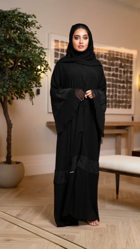 عباية شيفون مطرزة