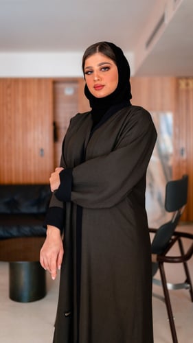 عبايه وجهين زيتي وأسود