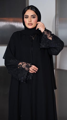 عباية شيفون ساده بااكمام دانتيل