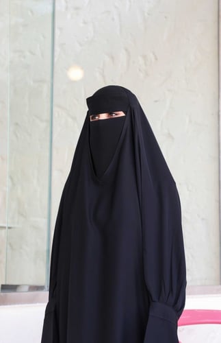 عباية راس اكمام كلوش