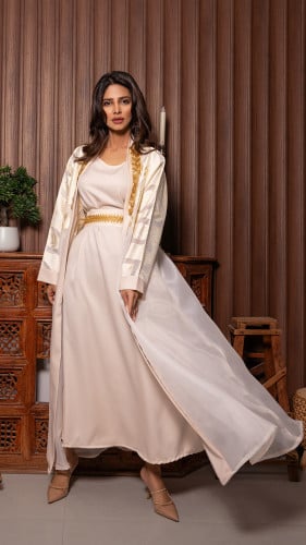 جلابية قطعتين بحزام مطرز