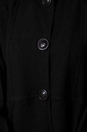 عباية شتوية بأزرار