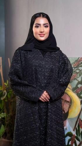 عباية بخامة لامعه