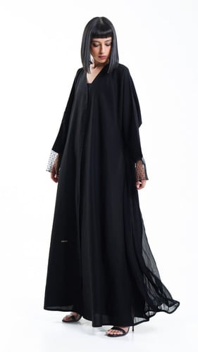 عباية كلوش باكمام دانتيل