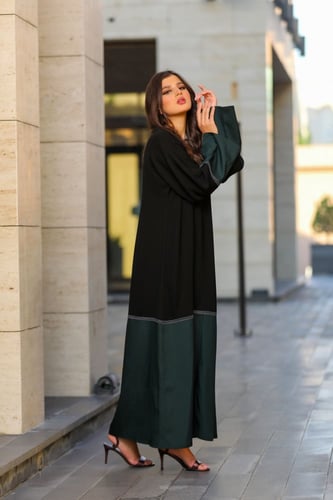 عباية مزينه بخامة التفتا الزيتي