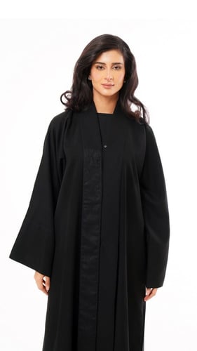 عباية باكمام قابلة للثني