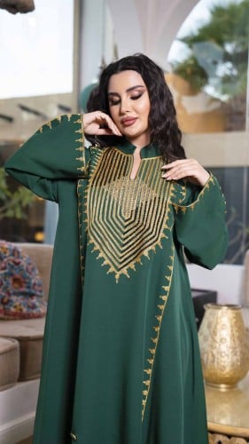 جلابية زيتي بتطريز ذهبي