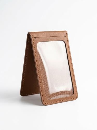حامل بطاقة تعريف جلدي وجهين بني (Double-Sided Leat...