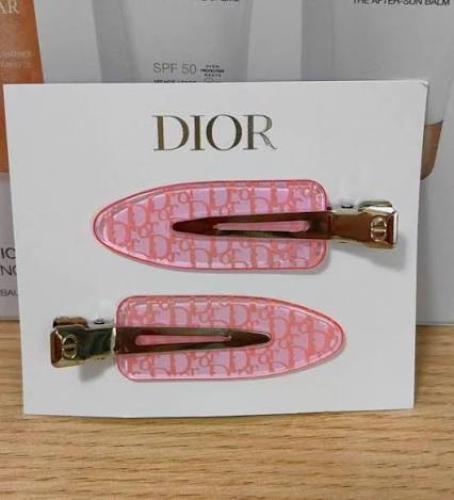 Diour safety pin