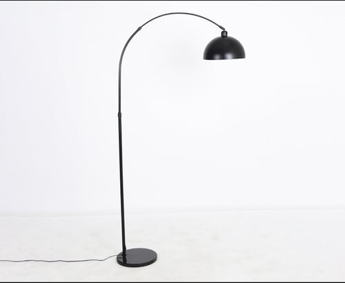 ابجورة معدن اللون اسود