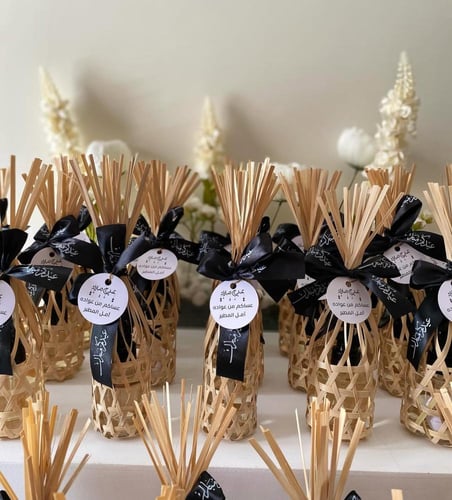 معطر جو بسلة خوص بشريطة حسب المناسبة - 12 حبة