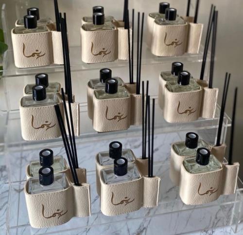 فواحة عطرية حفر على الجلد - 12 حبة