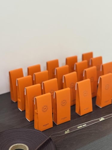 عطر ايرميز | كل بوكس داخله حبتين عطور 4 مل بخاخ-10...