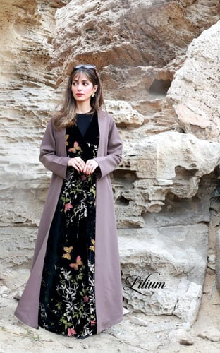 Carnation (زهرة القرنفل)