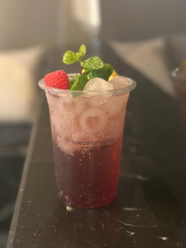 بوكس موهيتو بارد مشكل عدد (6 علب) حسب الطلب