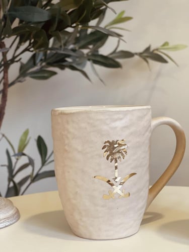 كوب سيراميك بطباعة فينيل للشعار او الاسم