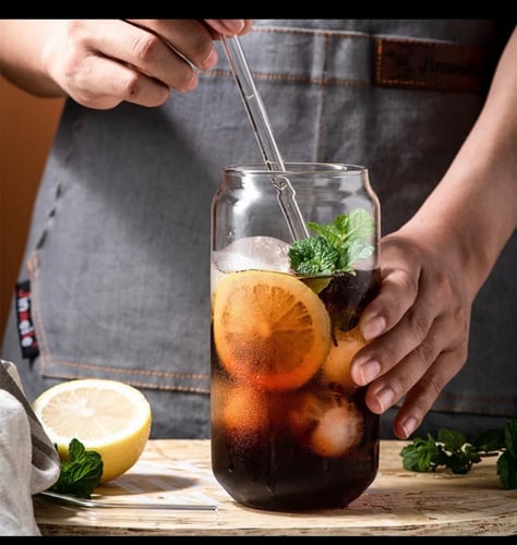 كوب زجاجي مع مصاصة زجاج شفاف مع طباعة الاسم او الح...