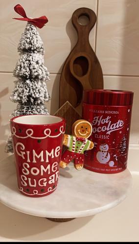 كوب سيراميك على شكل رجل زنجبيل