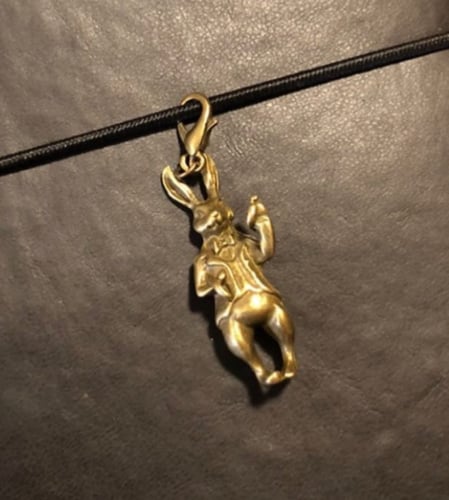 تعليقة للنوته او الاساور