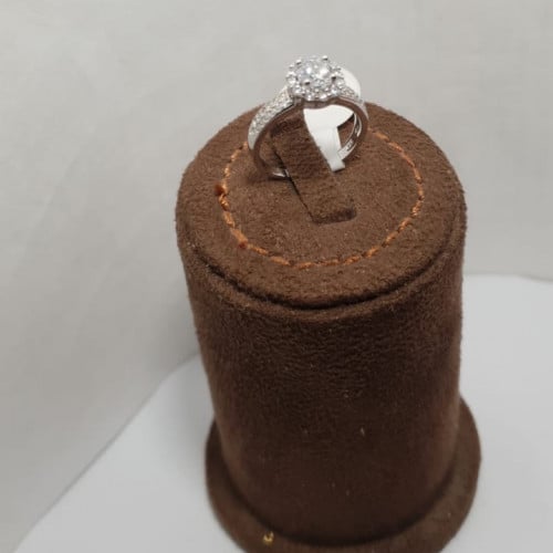 خاتم الأميرة المعاصرة