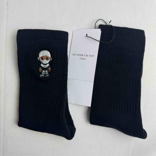 جورب -IH NOM UN NIT