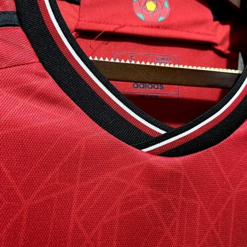 تيشيرت-مانشستر يونايتد عام 23-24