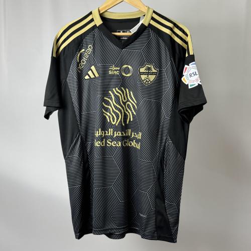 تيشيرت الأهلي